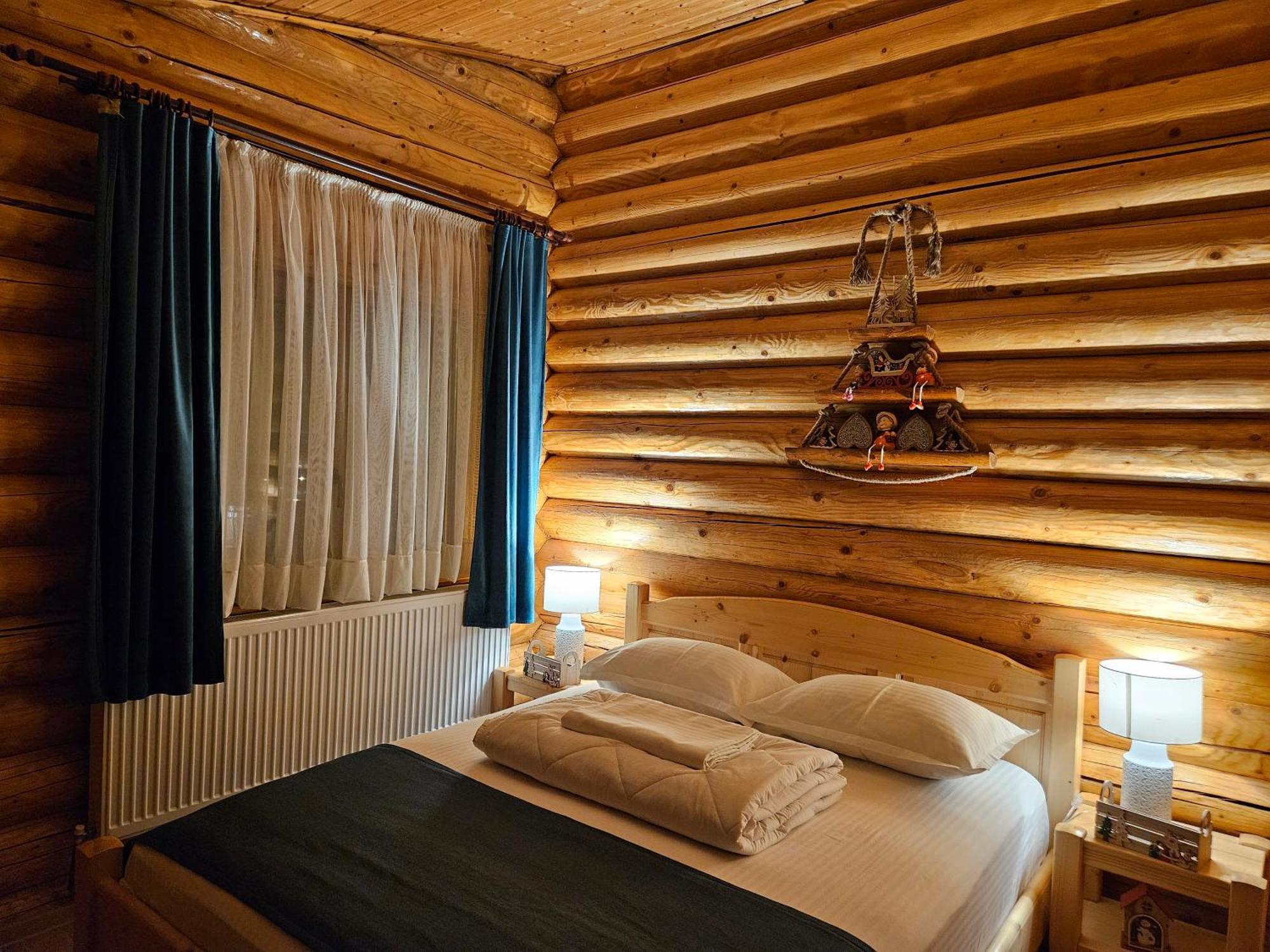 Cabana Alesia, Relaxare La Poalele Raraului Câmpulung Moldovenesc Exteriér fotografie