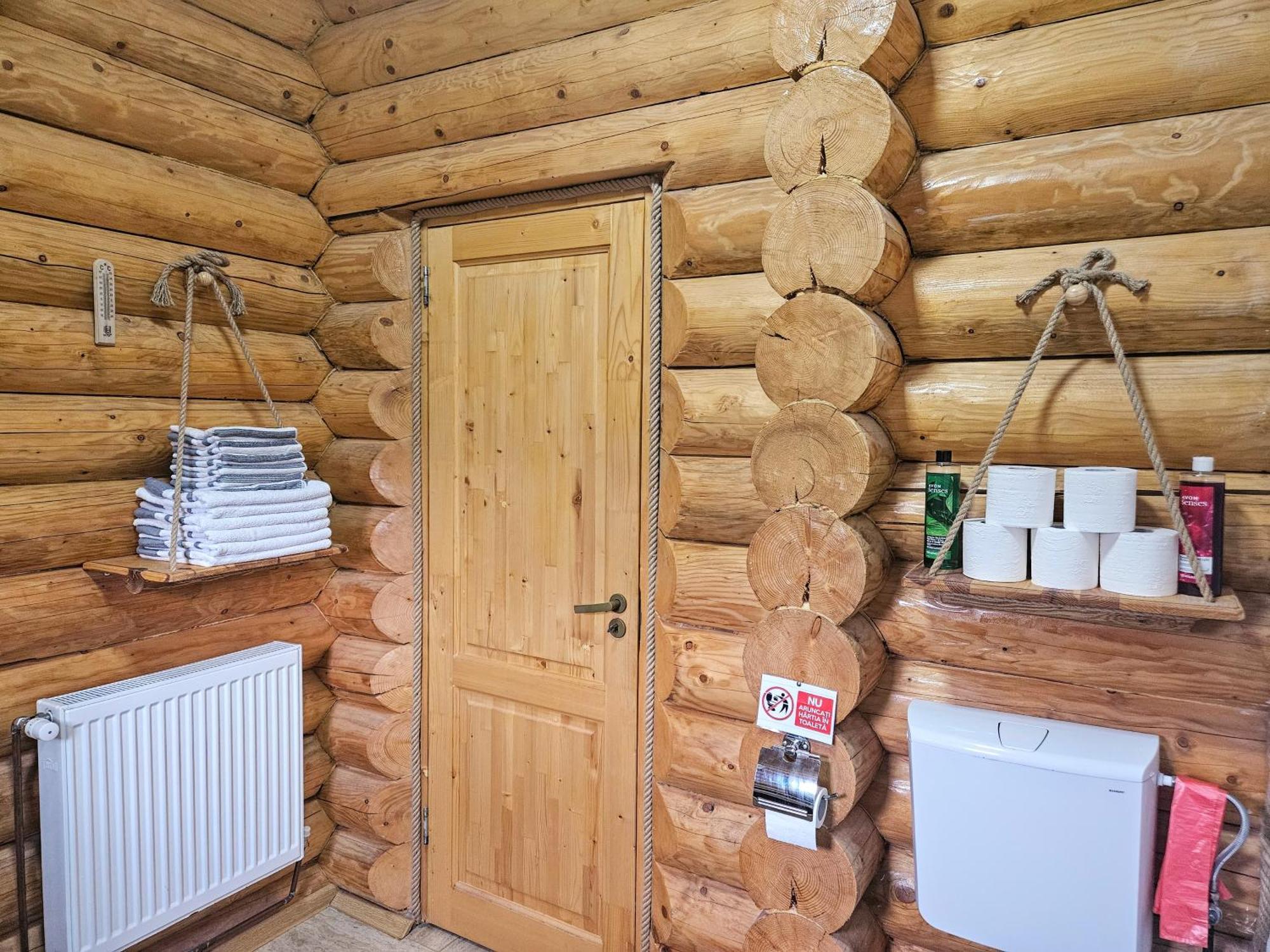 Cabana Alesia, Relaxare La Poalele Raraului Câmpulung Moldovenesc Exteriér fotografie